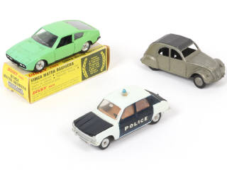 Lot 214 - DINKY TOYS (FRANCE) (3)