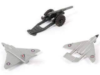 Lot 57 - NICKYTOYS (INDE) (3)