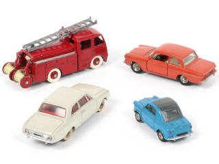 Lot 221 - DINKY TOYS (FRANCE) (4)