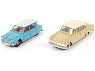 Lot 189 - DINKY TOYS (FRANCE) (2)