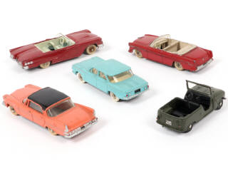 Lot 229 - DINKY TOYS (FRANCE) (5)