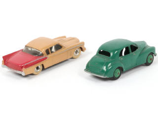 Lot 105 - DINKY TOYS (GB) (2)