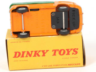 Lot 176 - DINKY TOYS (FRANCE) (1)