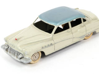 Lot 90 - DINKY TOYS (FRANCE) (1)