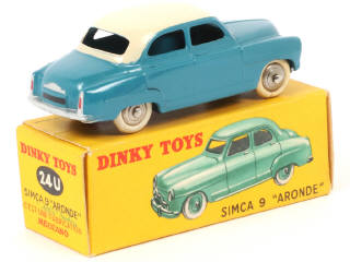 Lot 74 - DINKY TOYS (FRANCE) (1)