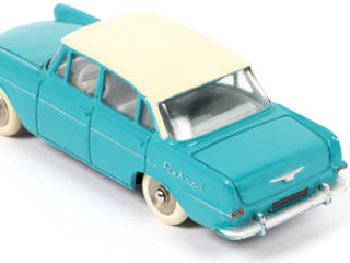Lot 84 - DINKY TOYS (FRANCE) (1)