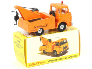Lot 118 - DINKY TOYS (FRANCE) (1)