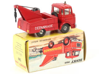 Lot 116 - DINKY TOYS (FRANCE) (1)
