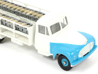 Lot 120 - DINKY TOYS (FRANCE) (1)
