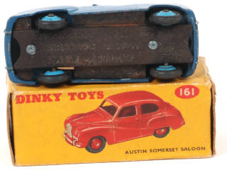 Lot 149 - DINKY TOYS (GB) (1)
