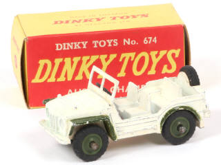 Lot 152 - DINKY TOYS (GB) (1)