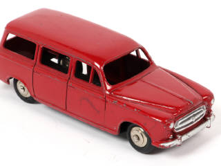 Lot 67 - DINKY TOYS (FRANCE) (1)
