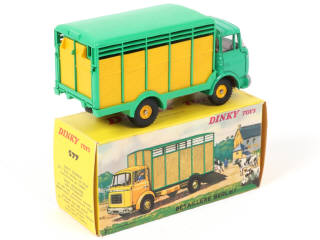 Lot 114 - DINKY TOYS (FRANCE) (1)