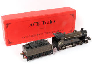 Lot 323 - ACE TRAINS 'O' (GB) (1)