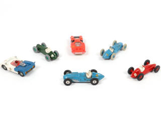 Lot 51 - DINKY TOYS (GB) (6)