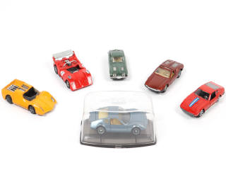 Lot 100 - DIVERS (6)