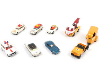 Lot 144 - CORGI TOYS (GB) (8)