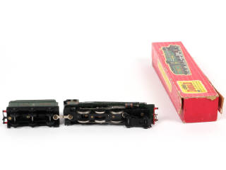 Lot 192 - HORNBY 'HO' (1)
