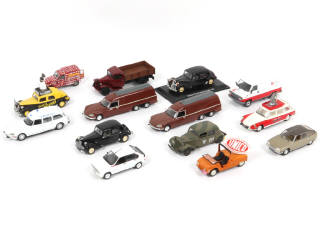 Lot 129 - DIVERS (15)