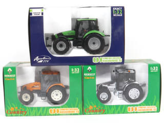 Lot 157 - UNIVERSAL HOBBIES (3)