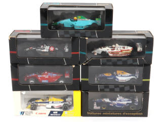 Lot 83 - DIVERS (7)