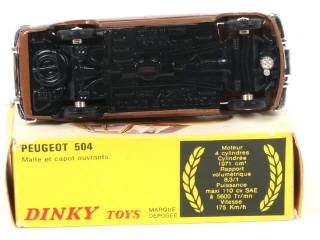Lot 203 - DINKY TOYS (FRANCE) (1)