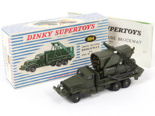 Lot 217 - DINKY TOYS (FRANCE) (1)