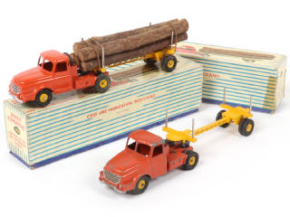 Lot 222 - DINKY TOYS (FRANCE) (2)