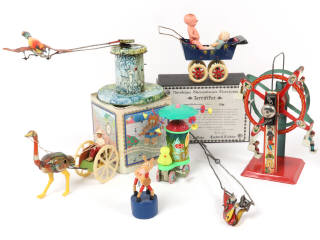 Lot 50 - DIVERS (8)