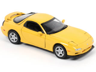 Lot 33 - KYOSHO (JAPON) (1)