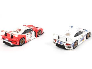 Lot 140 - UT MODELS (CHINE) (2)