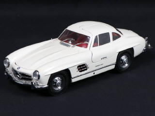 Lot 32 - KYOSHO (JAPON) (1)