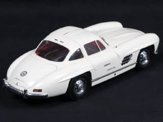 Lot 32 - KYOSHO (JAPON) (1)