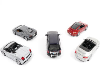 Lot 182 - DIVERS (5)