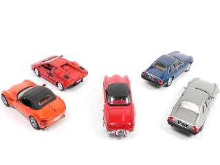 Lot 184 - DIVERS (5)