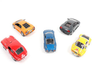 Lot 186 - DIVERS (5)