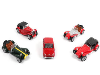 Lot 180 - DIVERS (5)