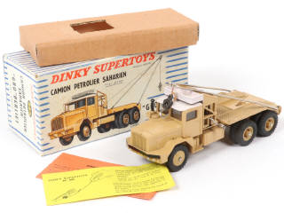 Lot 222 - DINKY TOYS (FRANCE) (1)