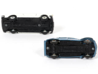 Lot 227 - DINKY TOYS (FRANCE) (2)