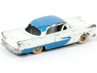 Lot 195 - DINKY TOYS (FRANCE) (1)