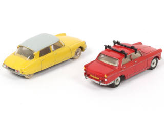 Lot 226 - DINKY TOYS (FRANCE) (2)