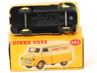 Lot 175 - DINKY TOYS (GB) (1)