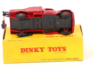 Lot 219 - DINKY TOYS (FRANCE) (1)