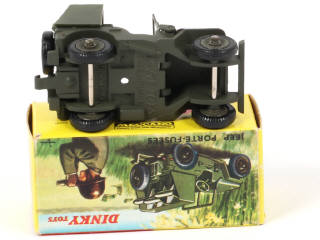 Lot 214 - DINKY TOYS (FRANCE) (1)