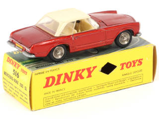 Lot 211 - DINKY TOYS (FRANCE) (1)