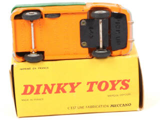 Lot 221 - DINKY TOYS (FRANCE) (1)