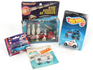 Lot 57 - DIVERS (GB) (7)