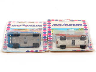 Lot 143 - MAJORETTE (FRANCE) (2)