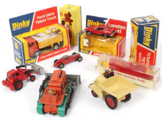 Lot 186 - DINKY TOYS (GB) (7)