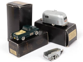 Lot 105 - BROOKLIN MODELS (GB) (3)